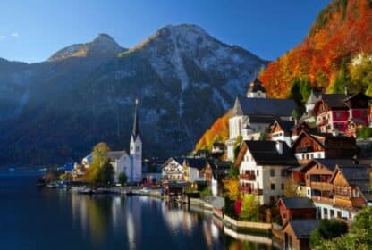 Scenic autumn view of Hallstatt village, featured in premium Austria holiday packages from Dubai, UAE.